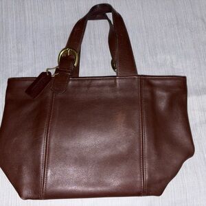 Elegant Brown Leather Tote Bag